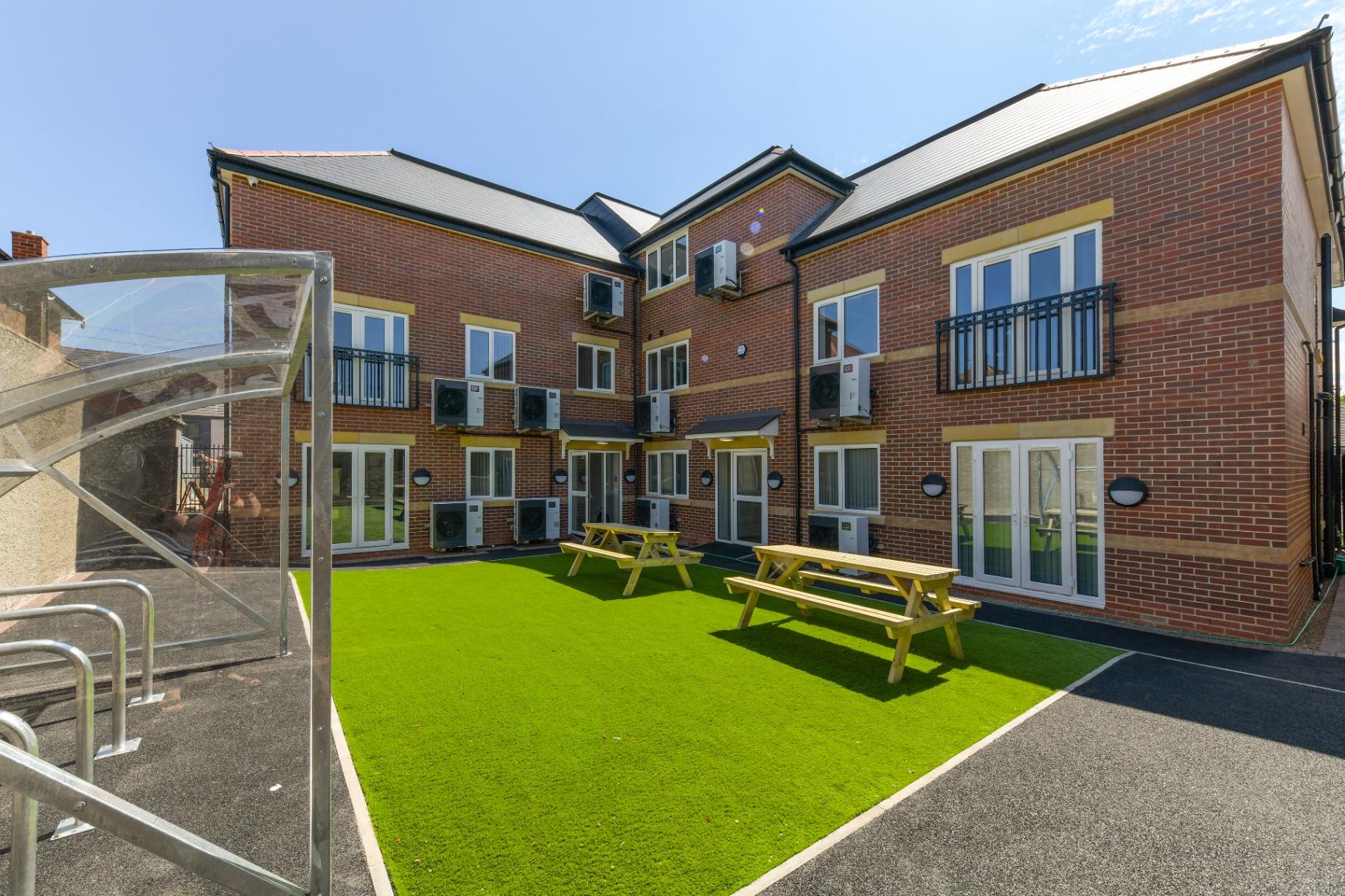 Furnished contractor apartment block in Birmingham with multiple one and two-bed units